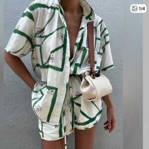 Commense Geometric Green and White Matching Set